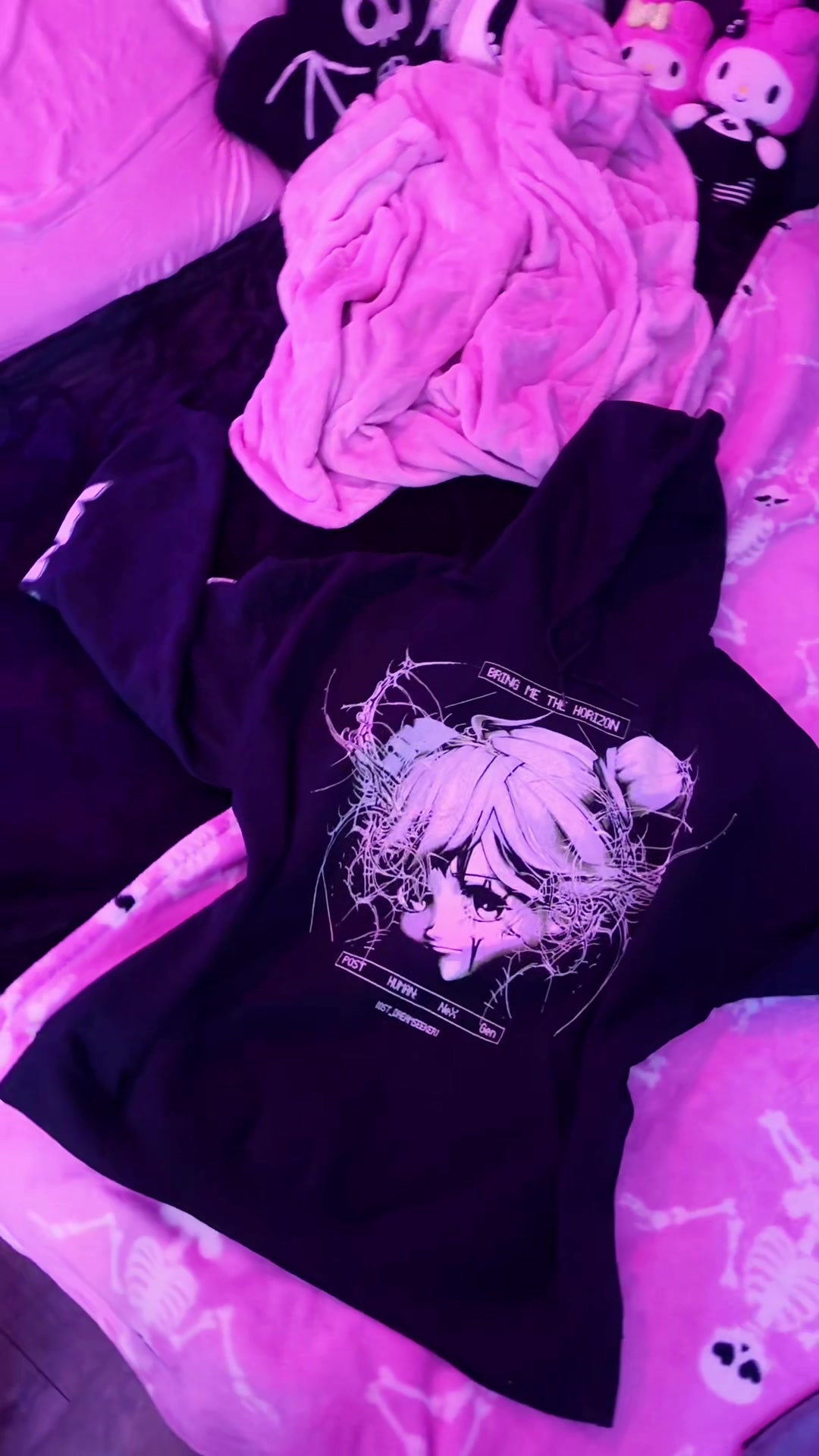 @Mia𖤐