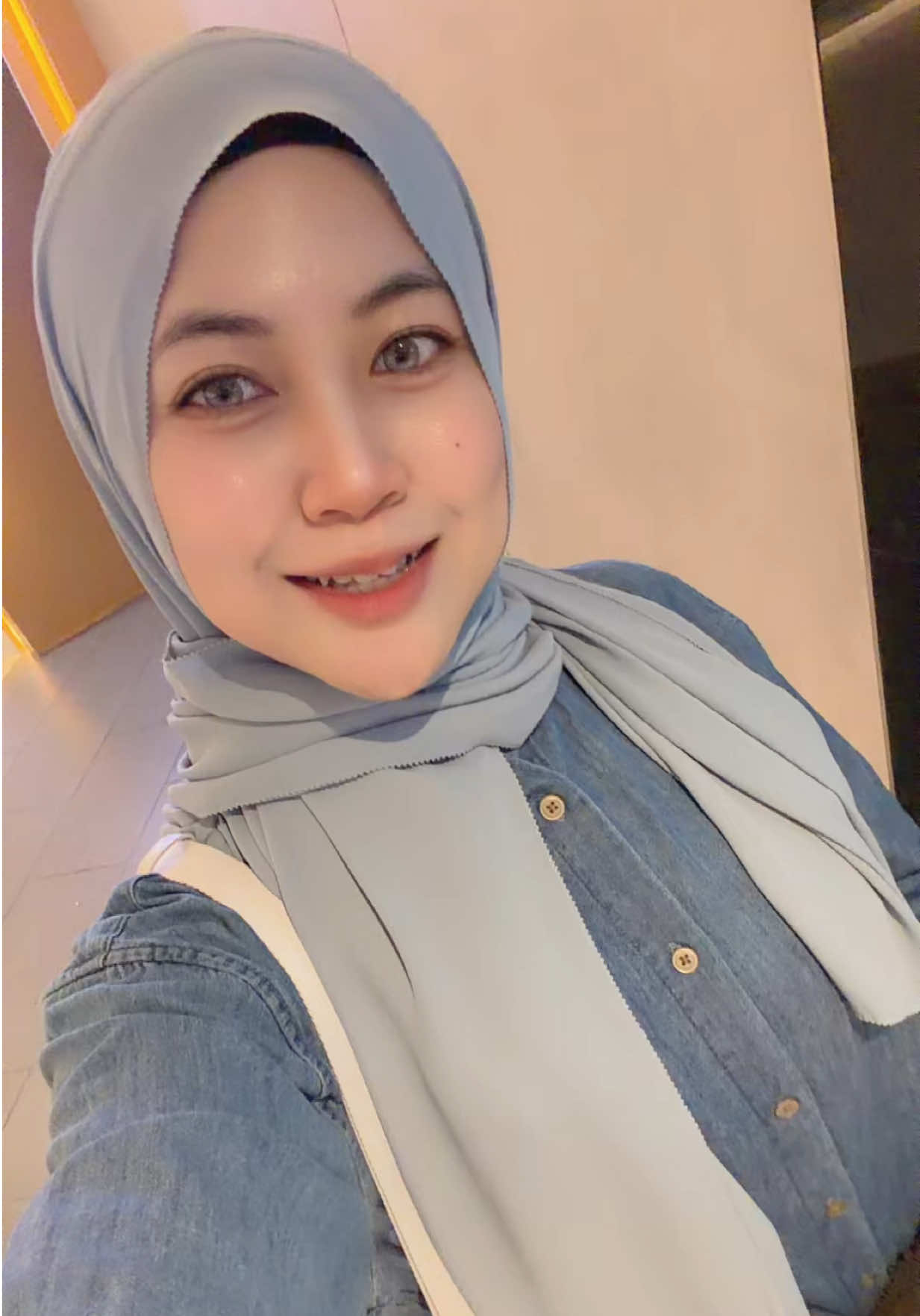 @einaaziq1