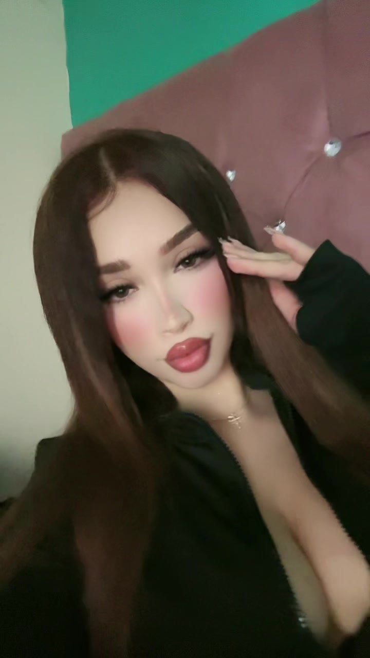 @Gómez