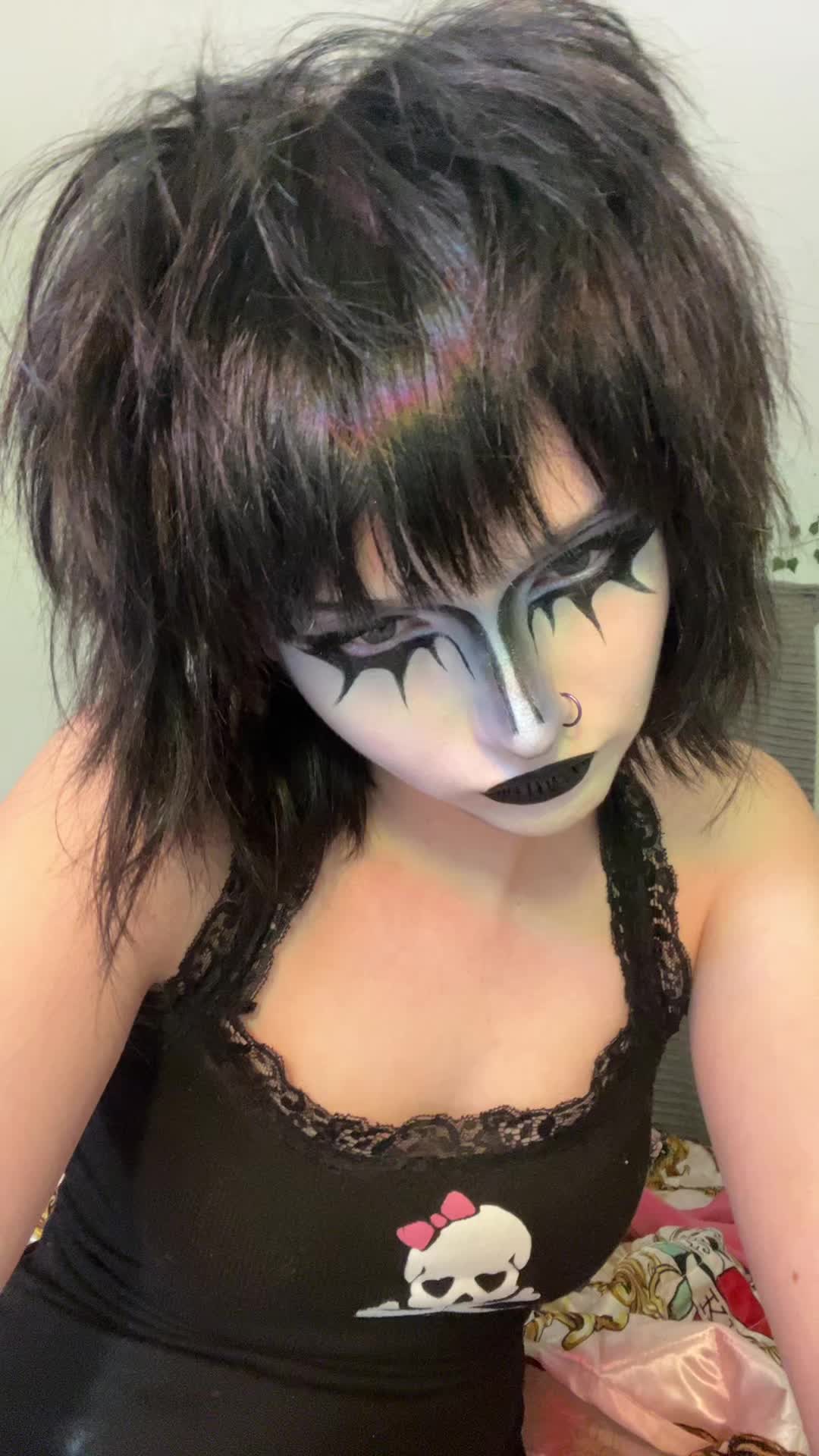 @emo