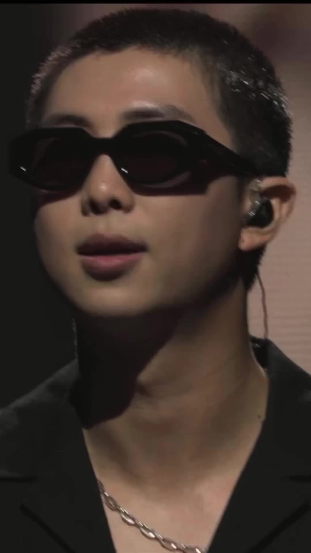 @ot7loml๐ธ๐