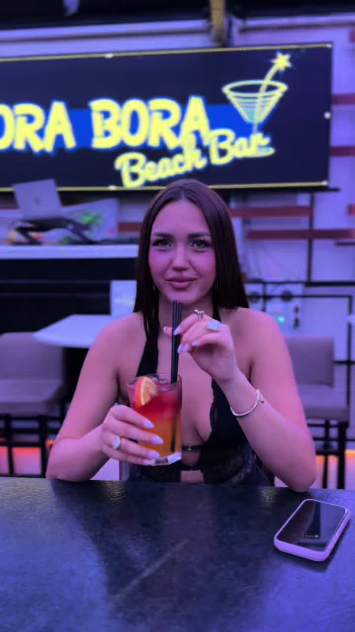 @boraborabeachbar