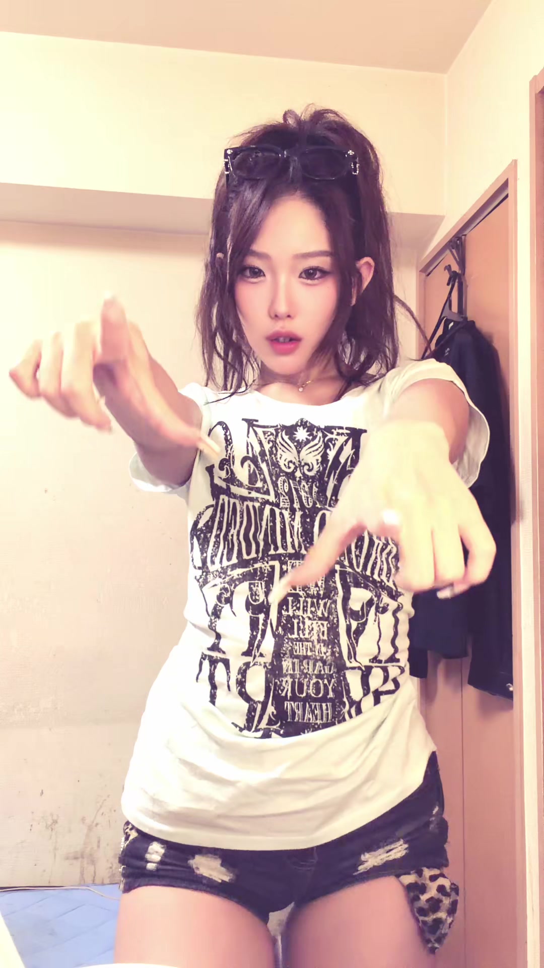 @ととまる