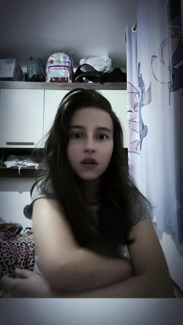 @Vitoria Santos