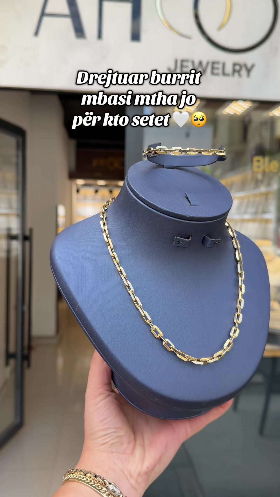 @argjendaria_ahoora