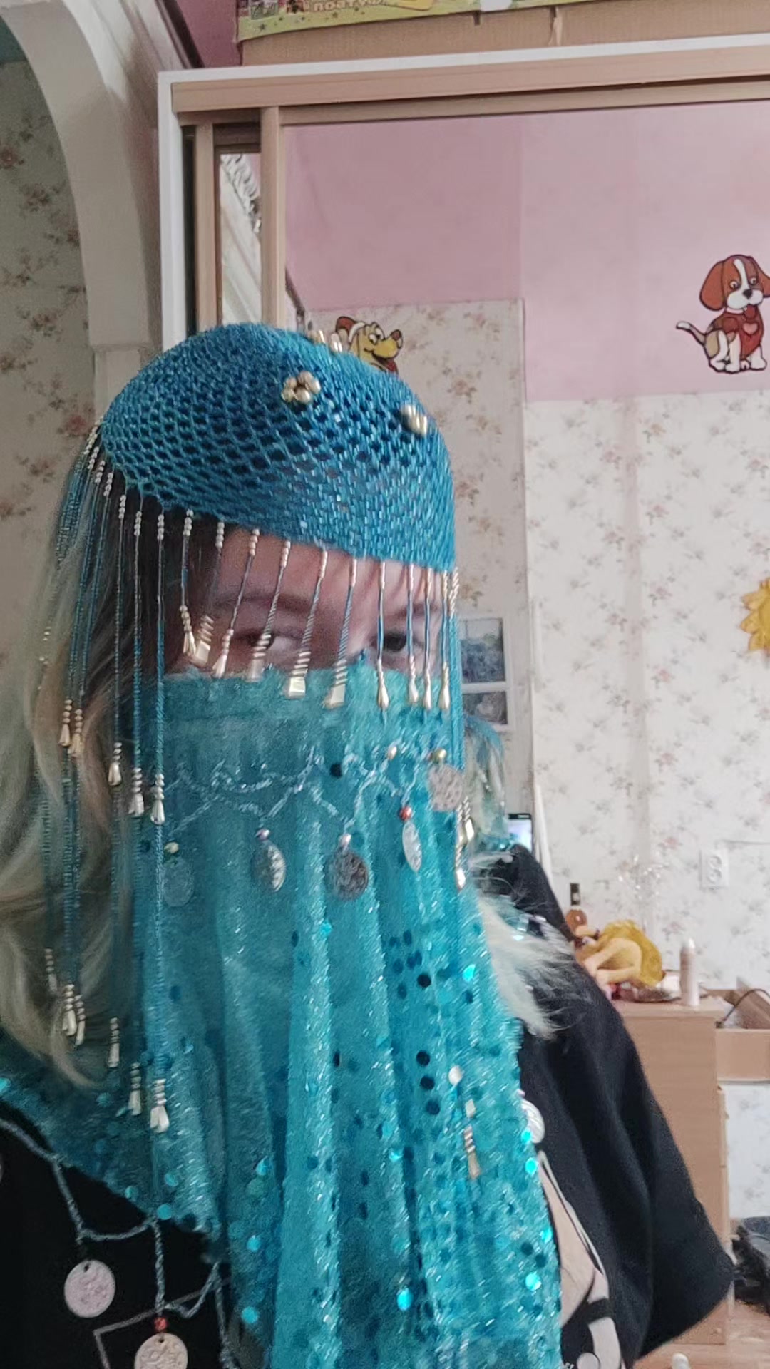 @Женя