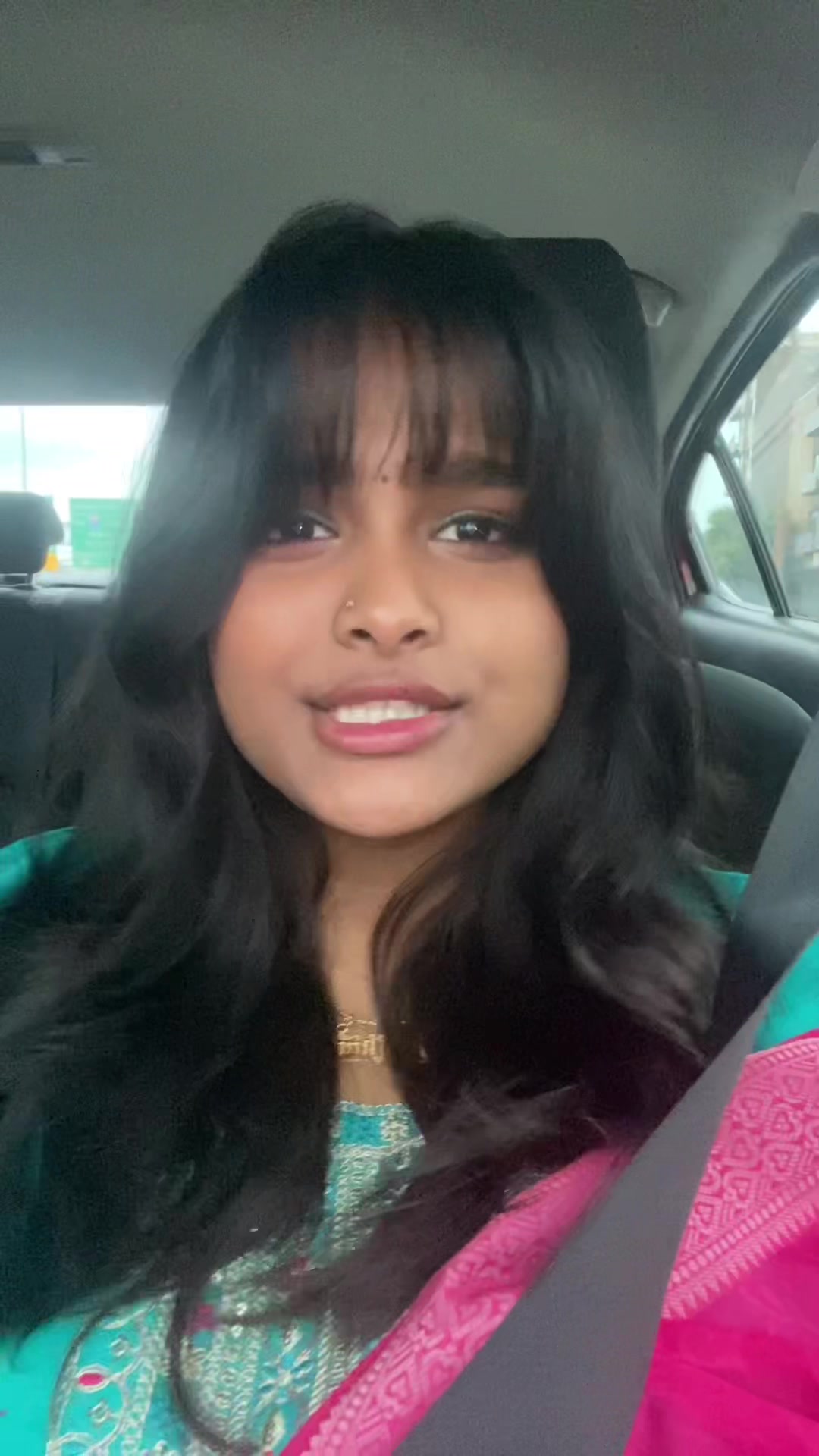 @Santhia