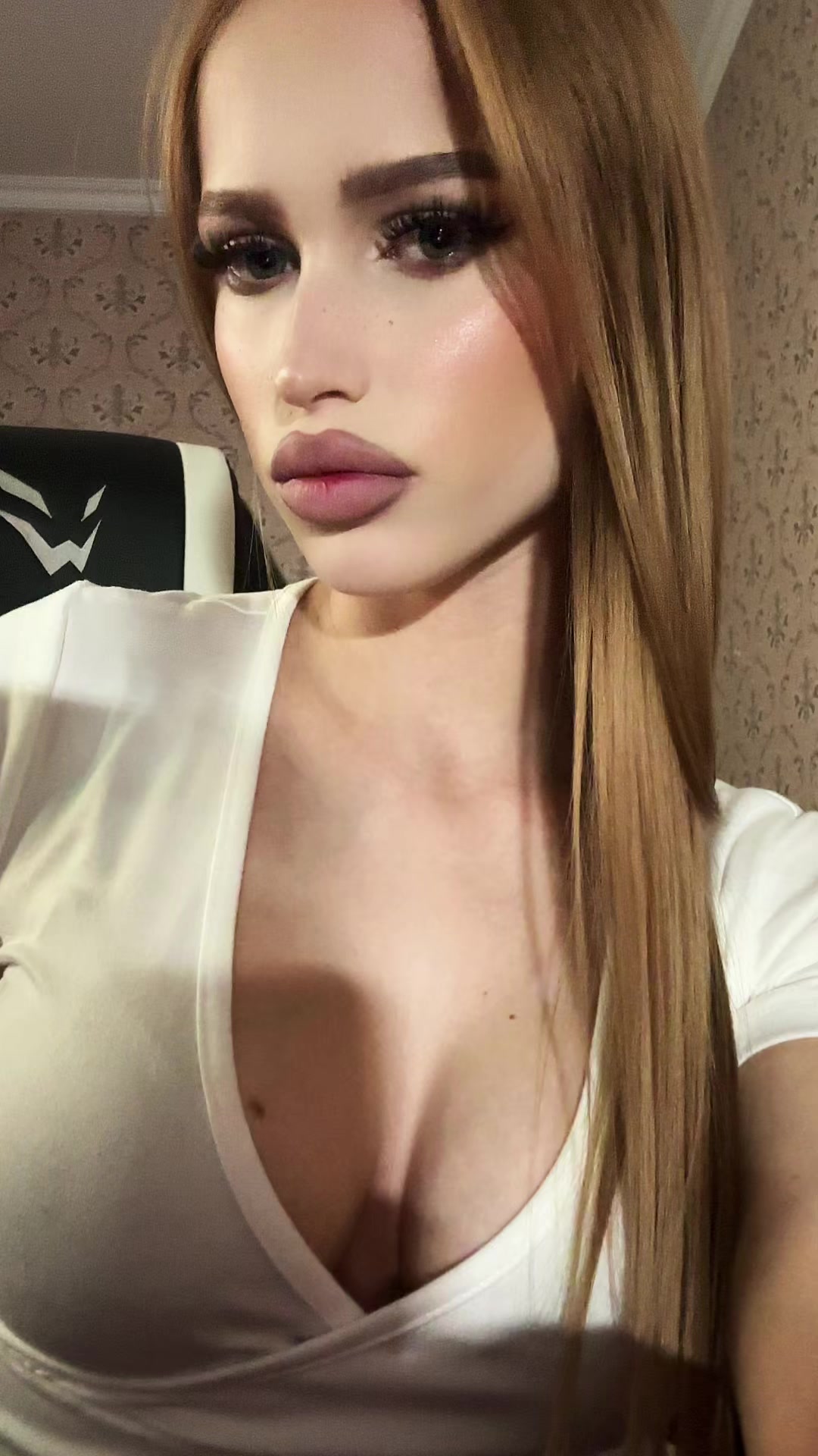 @ChicBlonde