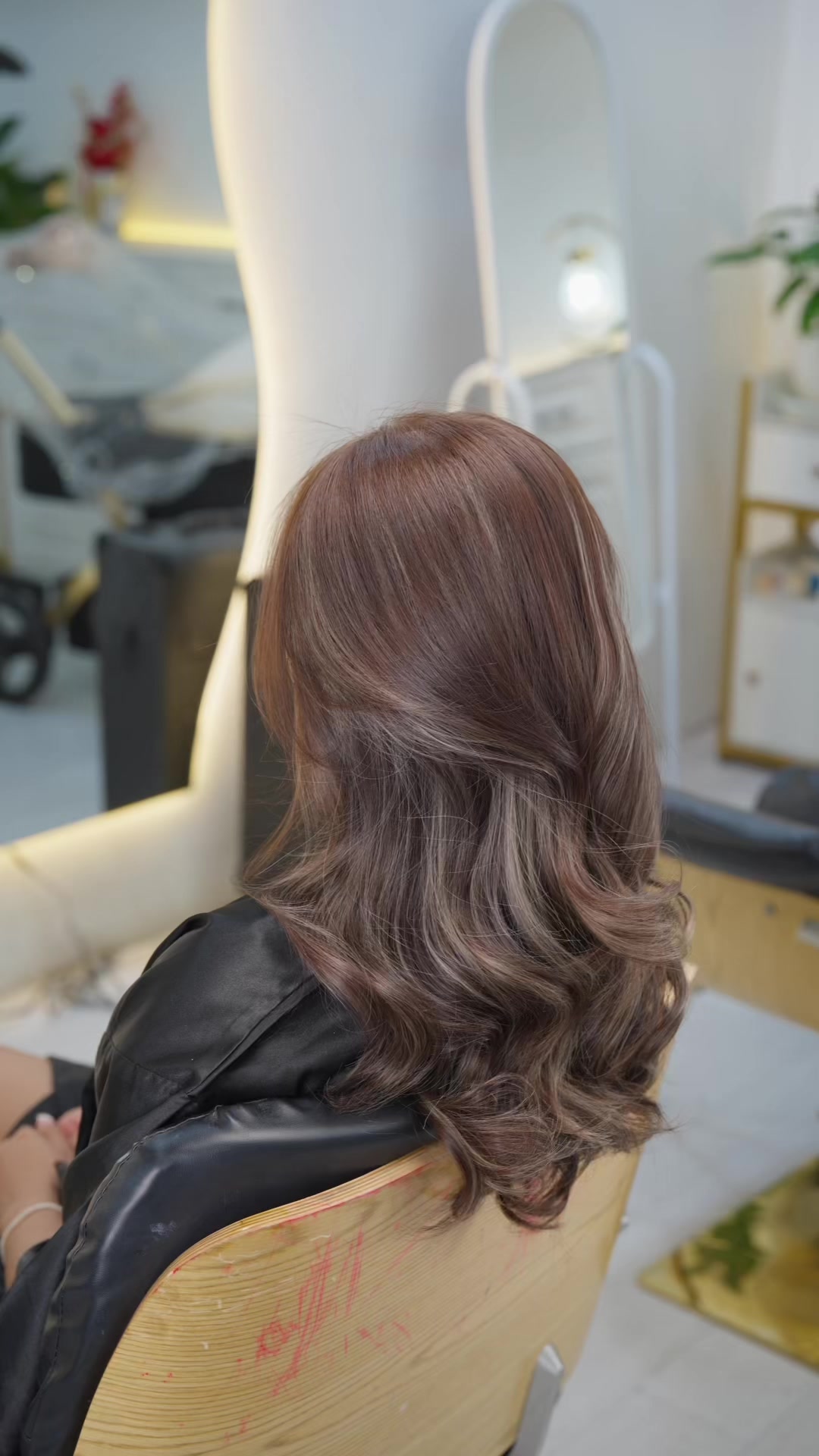 @Por Por Salon