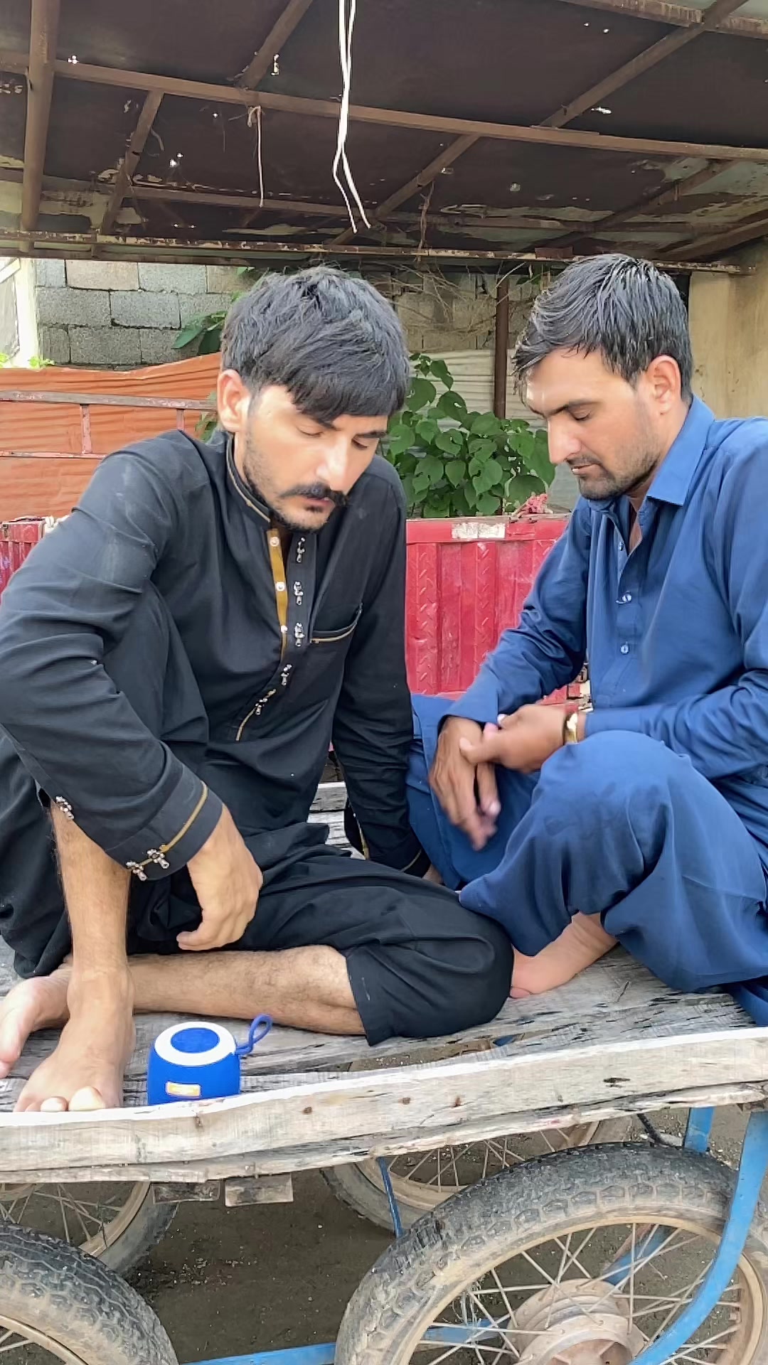 @PUKHTOONYAR  1100😂