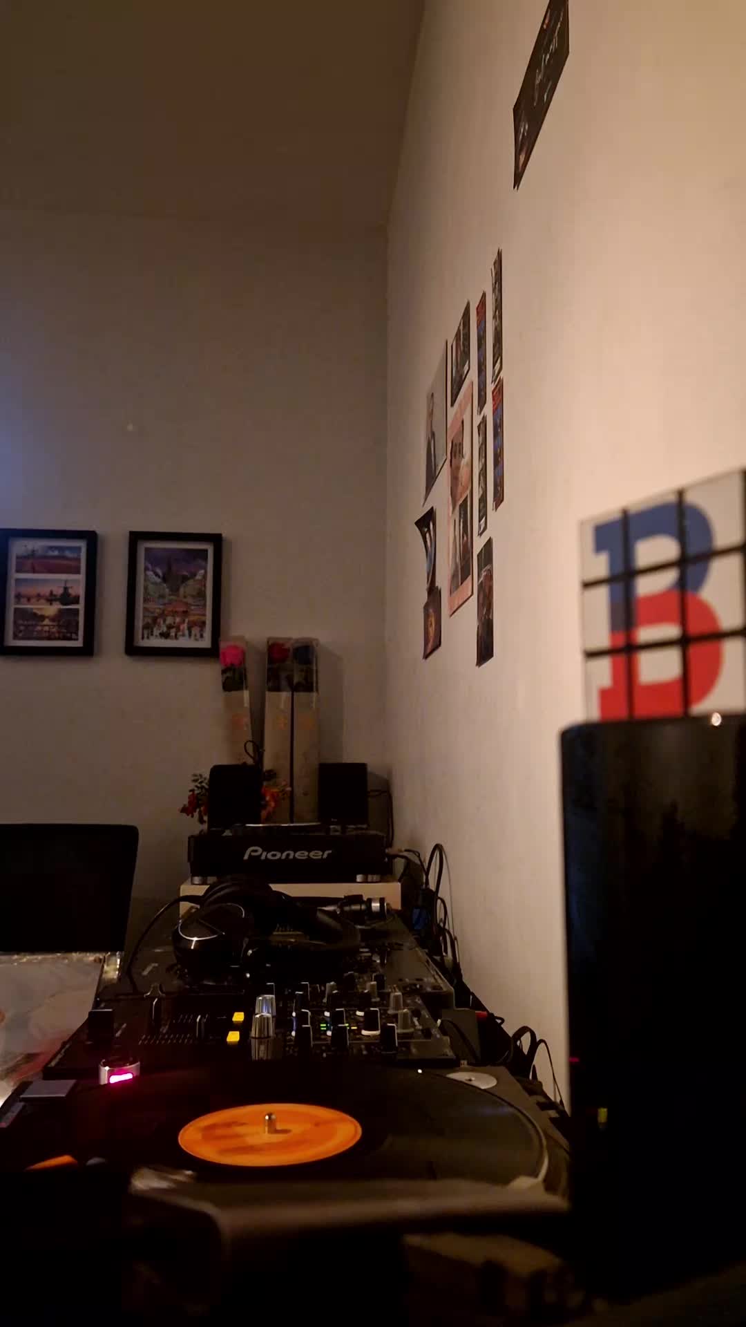 @Dj Hush