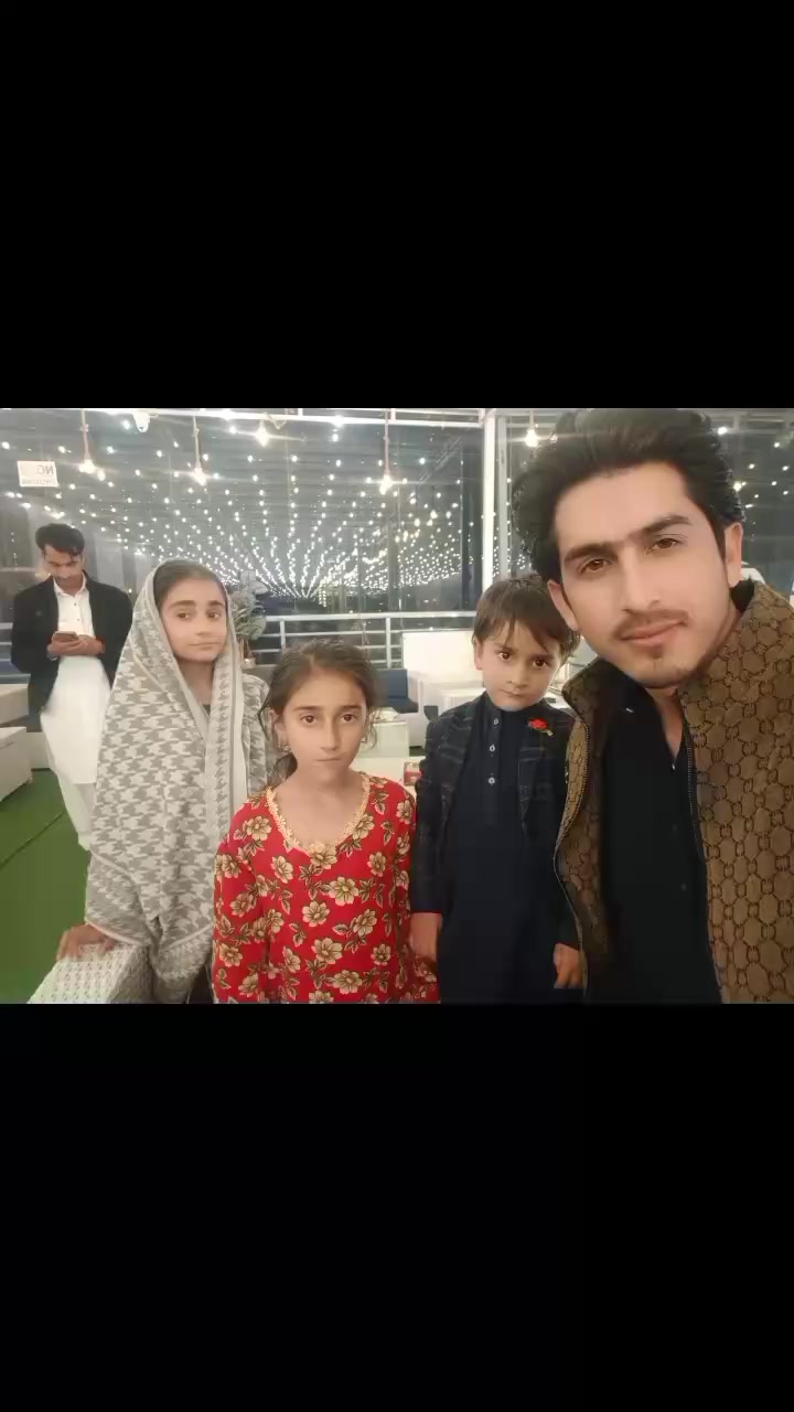 @Hayatkhan