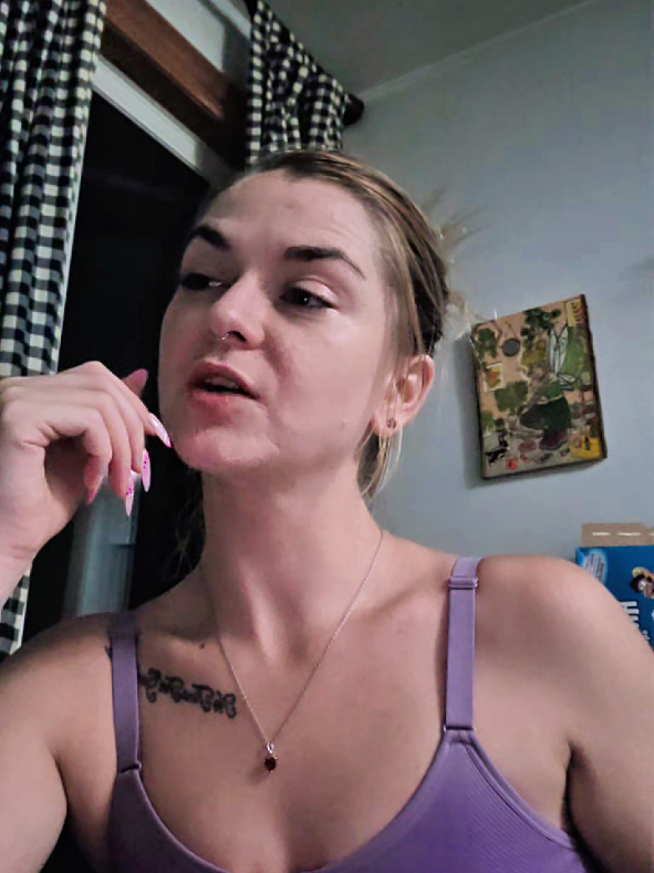 @Katiie_Kiwi 🥝🇨🇦