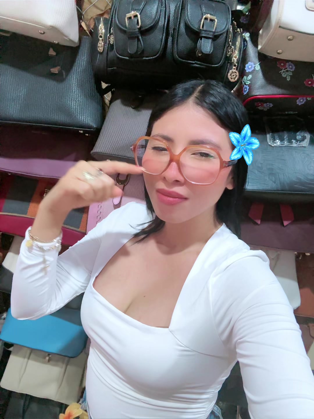 @🦋