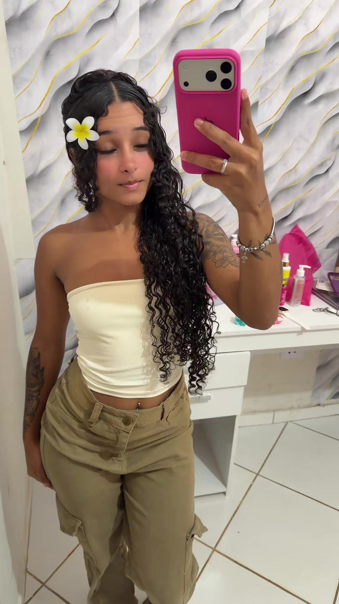 @00_laylinhaa
