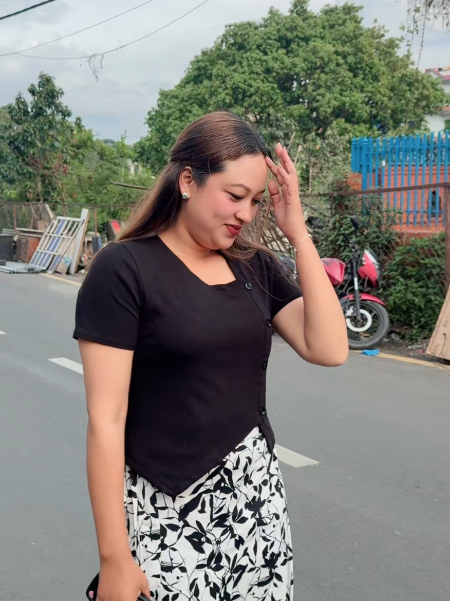 @अनिता गिरी🧿♥️