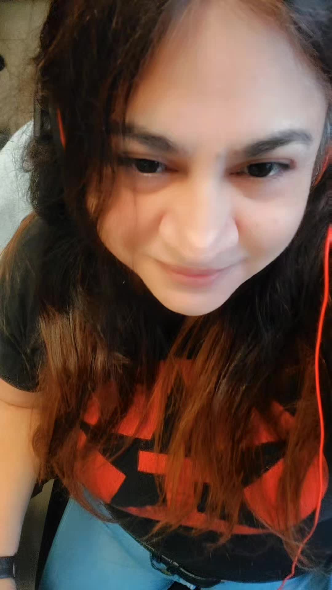 @Sátira