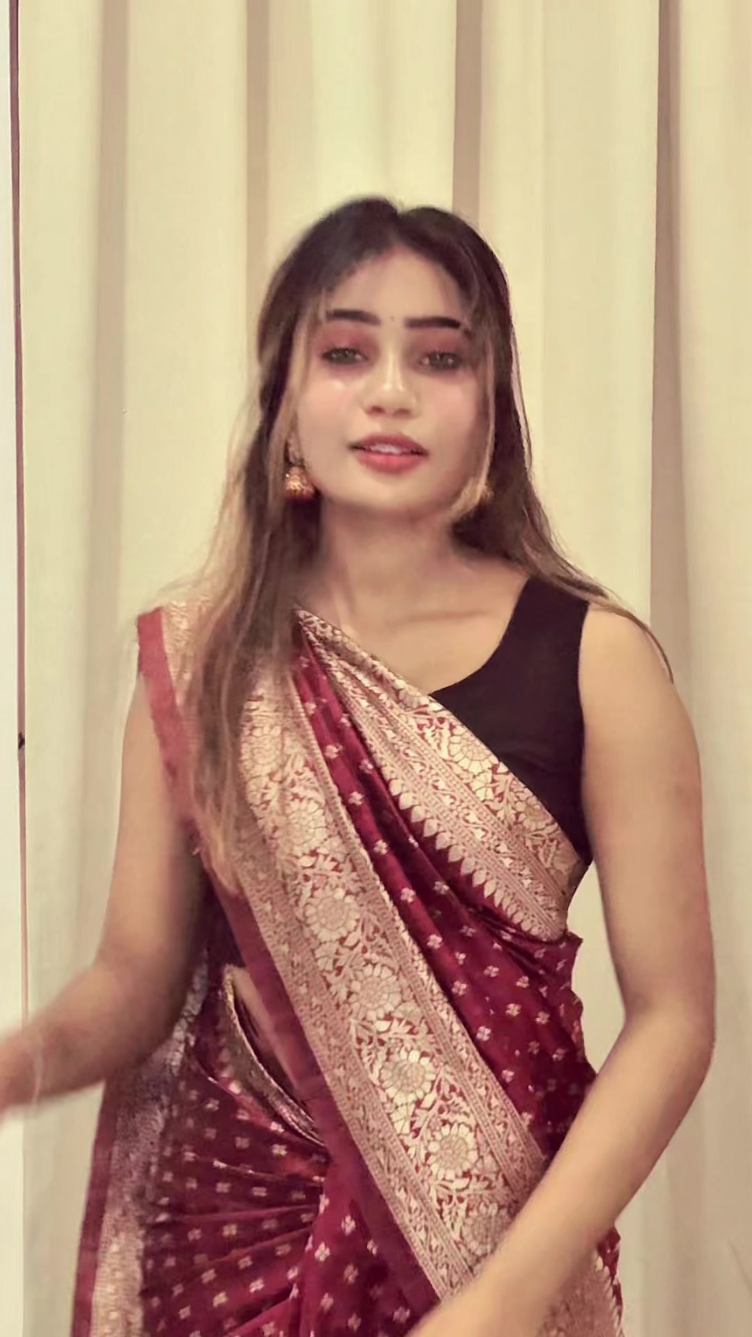 @శివనేశ్వరి🤍🦦