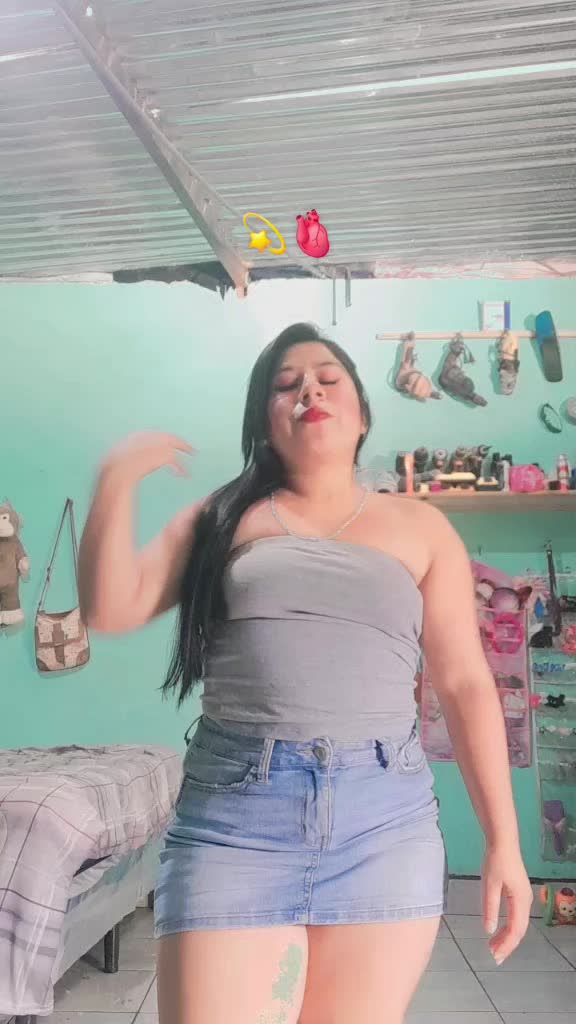 @Jess 🦋🌹