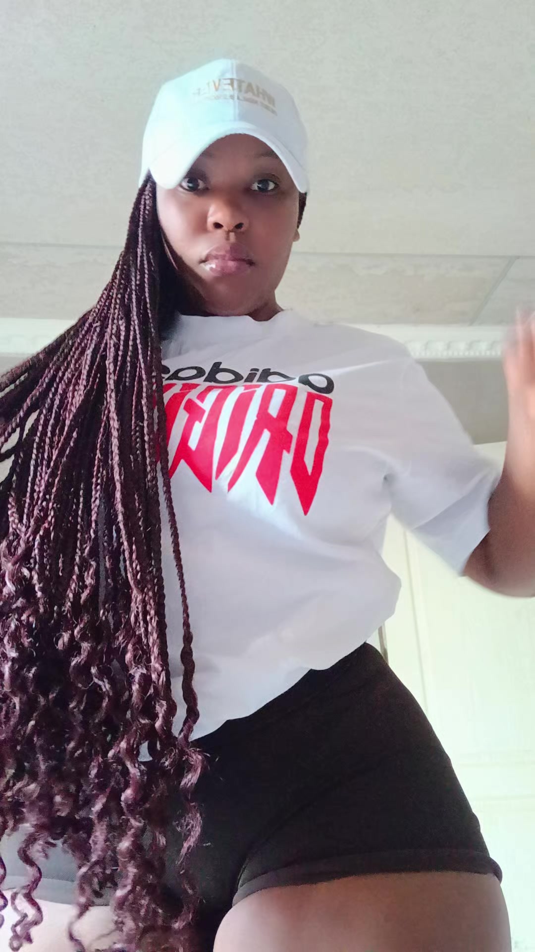 @Nikiwe.