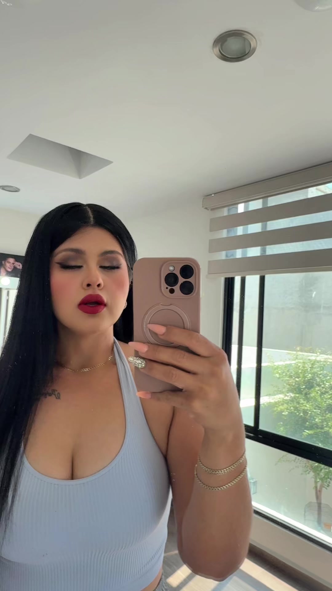 @Isela Makeup