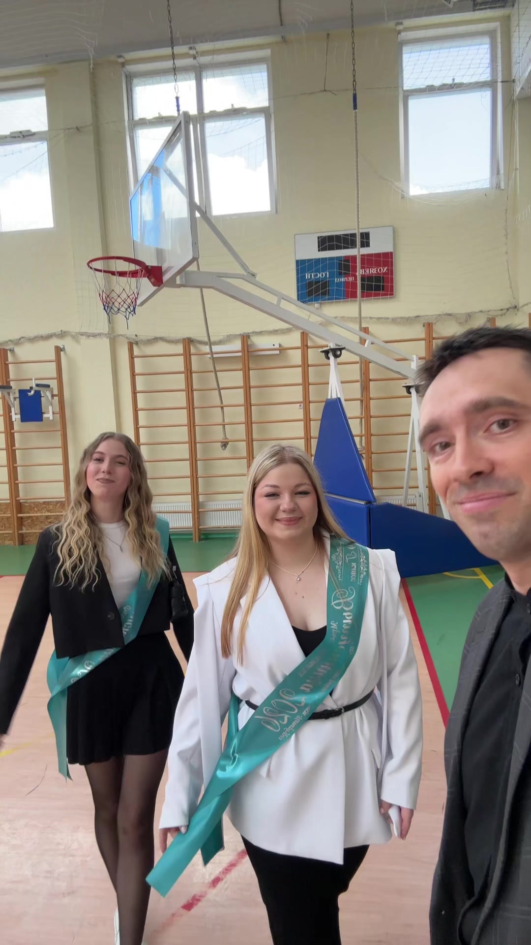 @юльчикк