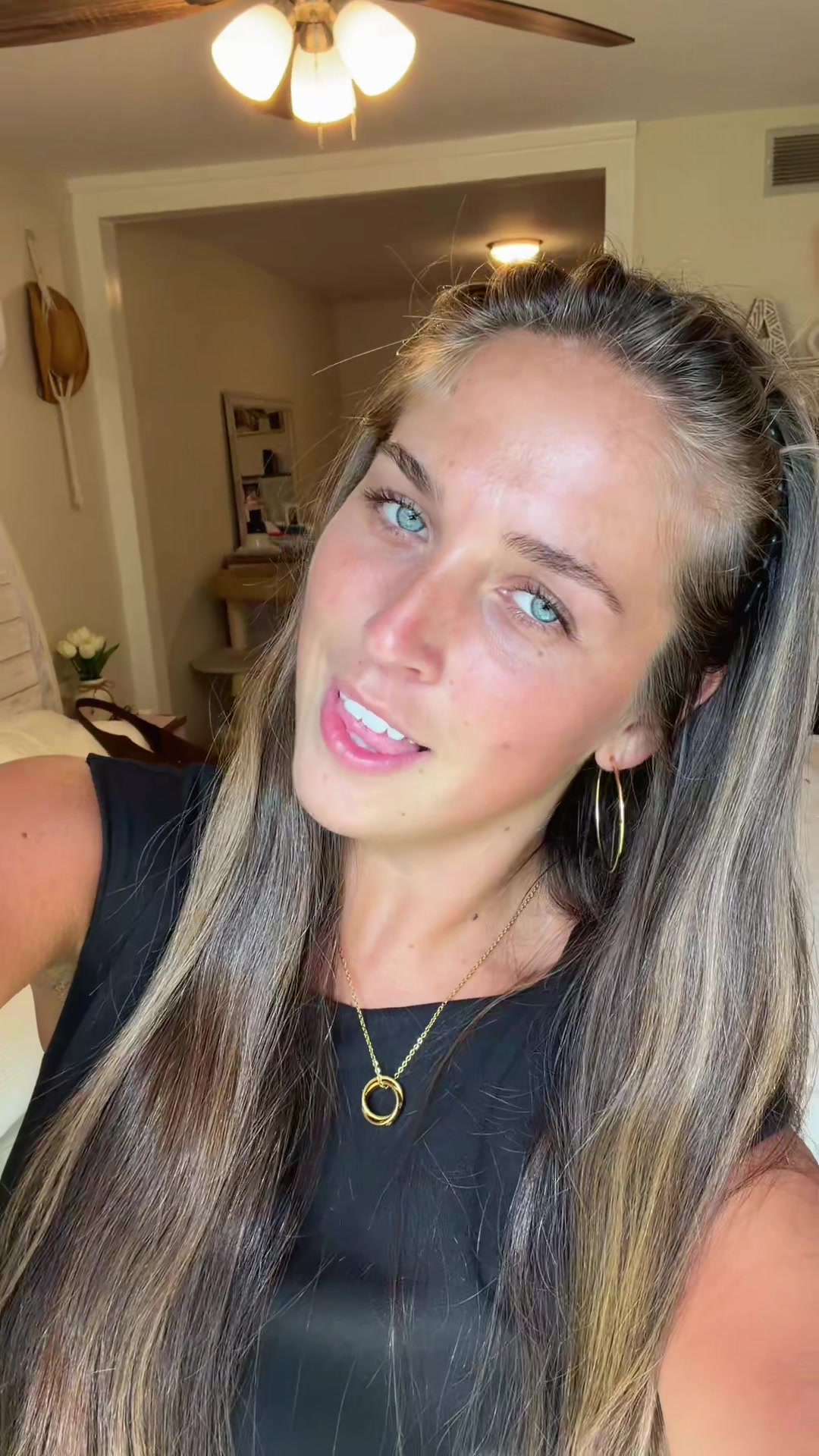 @alexisjhogan