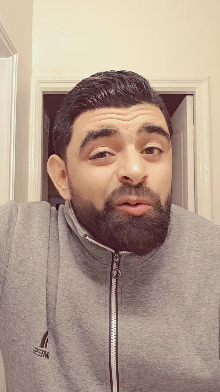 @أيمن بازيد