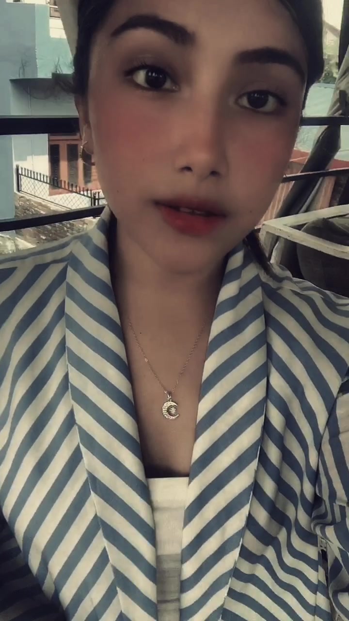 @apikshya👩&zwj;🦰
