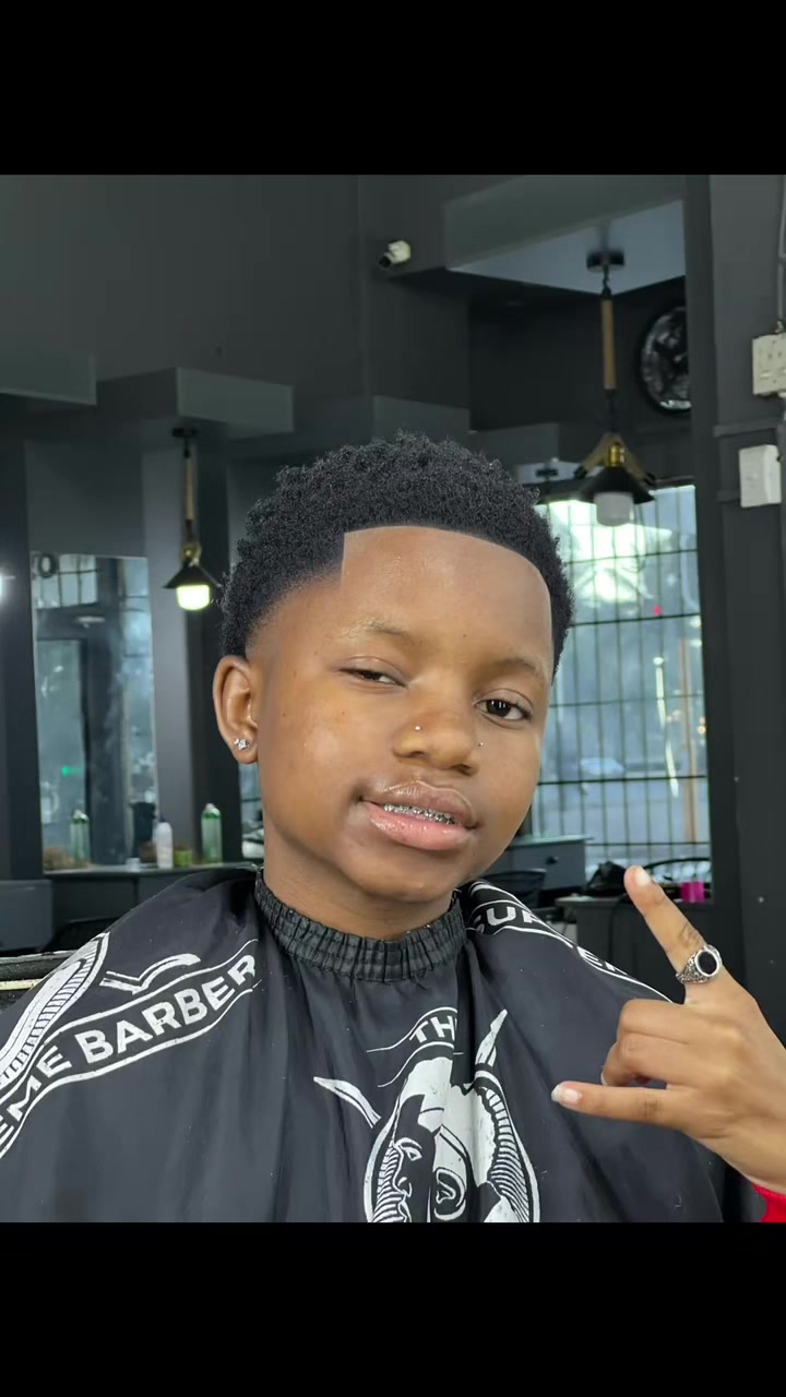 @TheSupremeBarber_