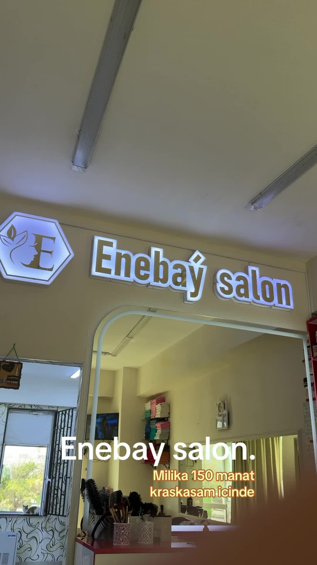 @Enebaÿ Salon .