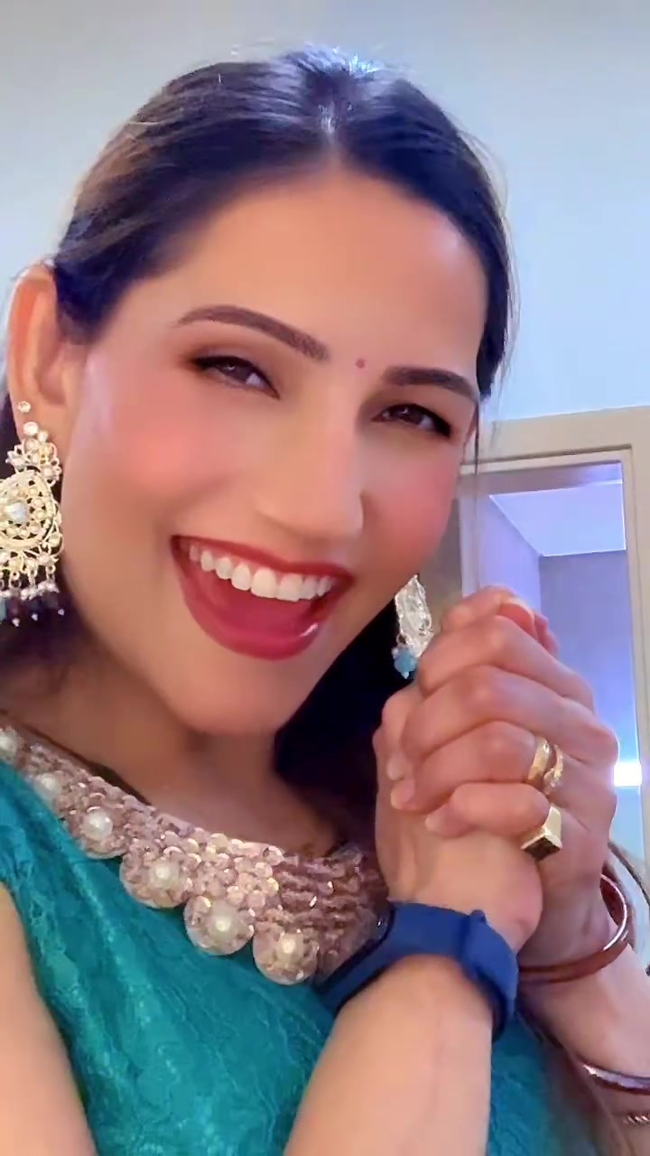 @Real_Ruchi🥰86