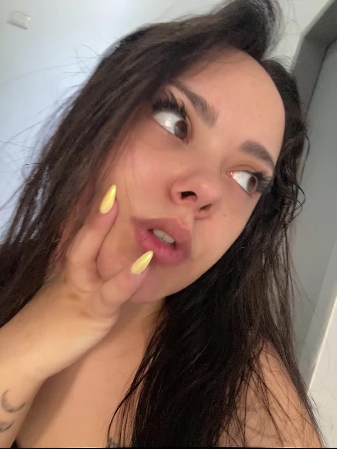 @Кристина