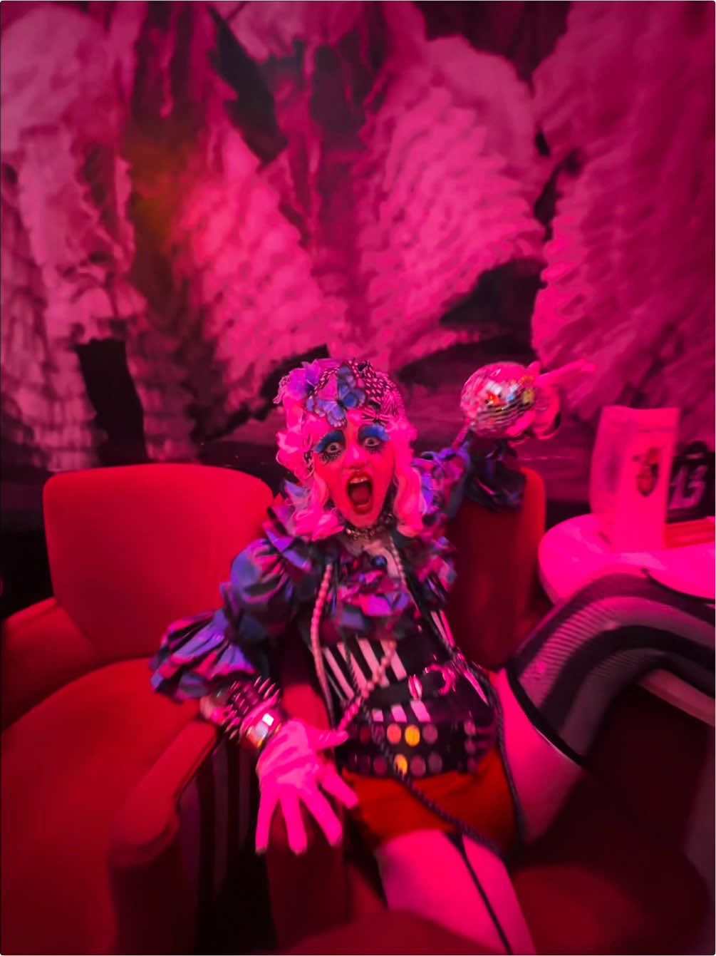 @Maria Roi