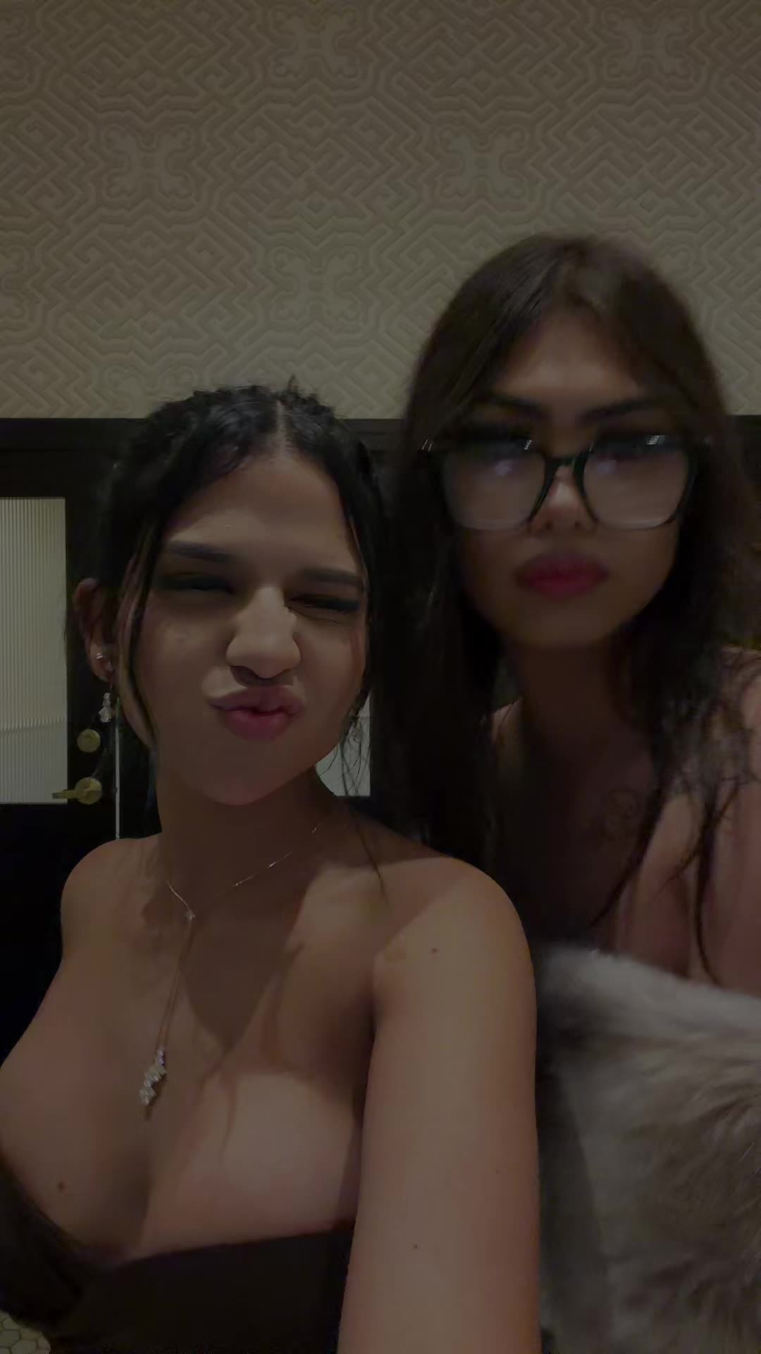 @Swaggmari2