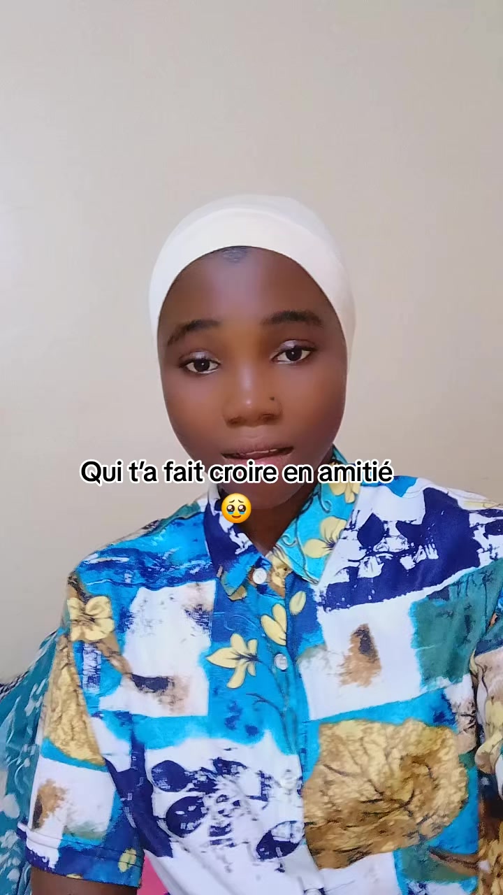 @Unique fille ๐งธ๐๐