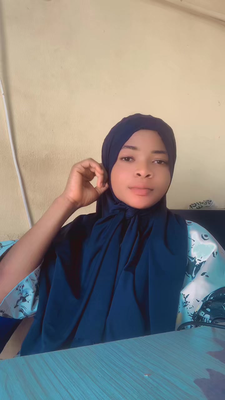 @➡️HAYORMIDE HERSELF ❤️🩹