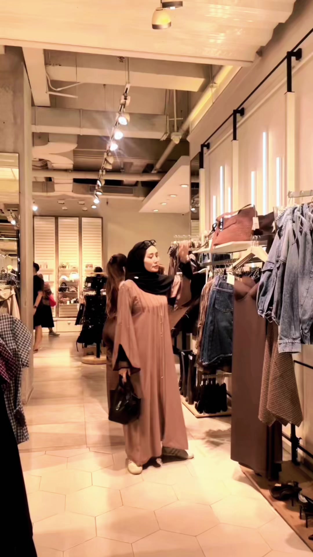 @calulla shop (mami aya)