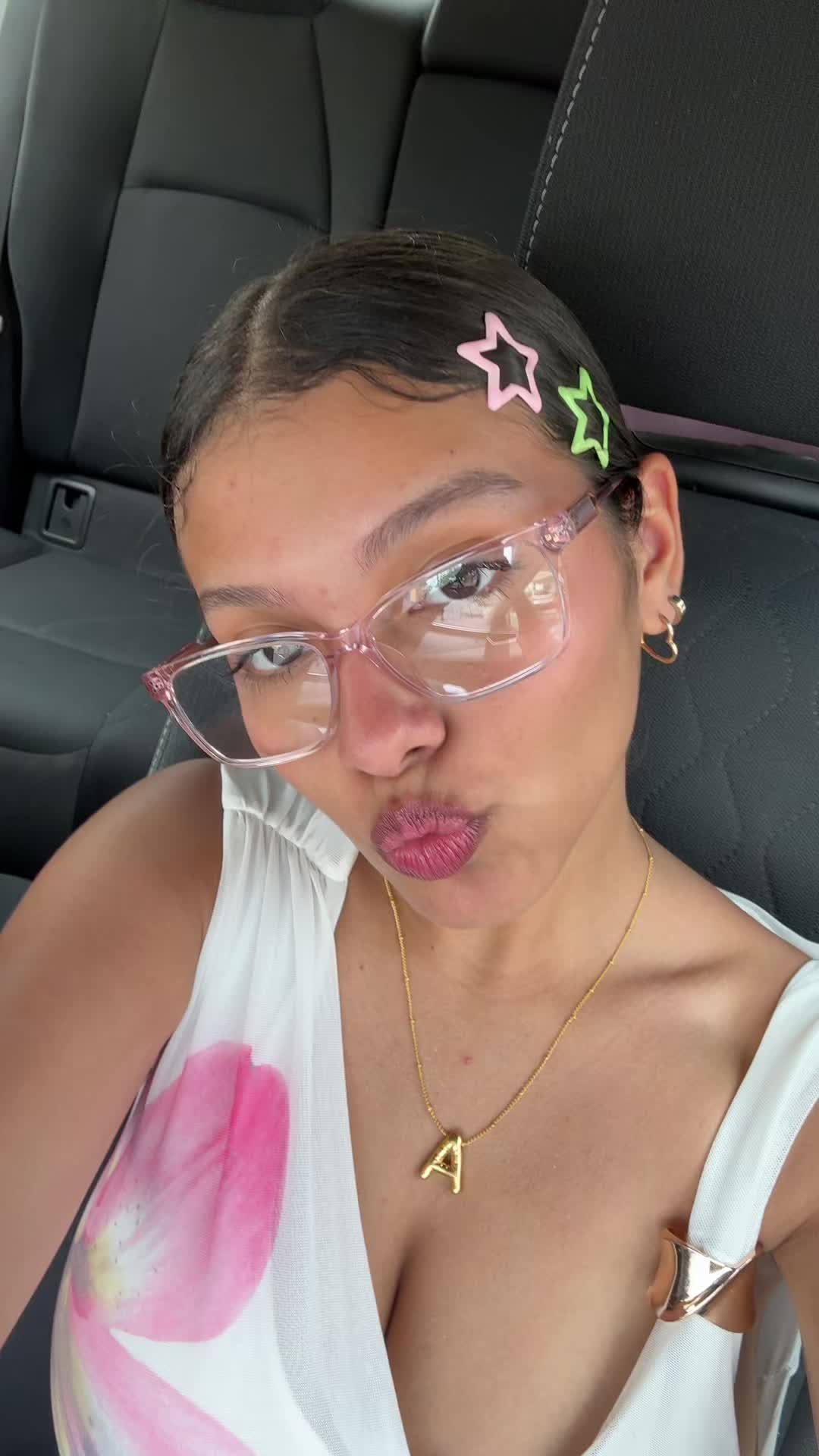 @Velez_Marie