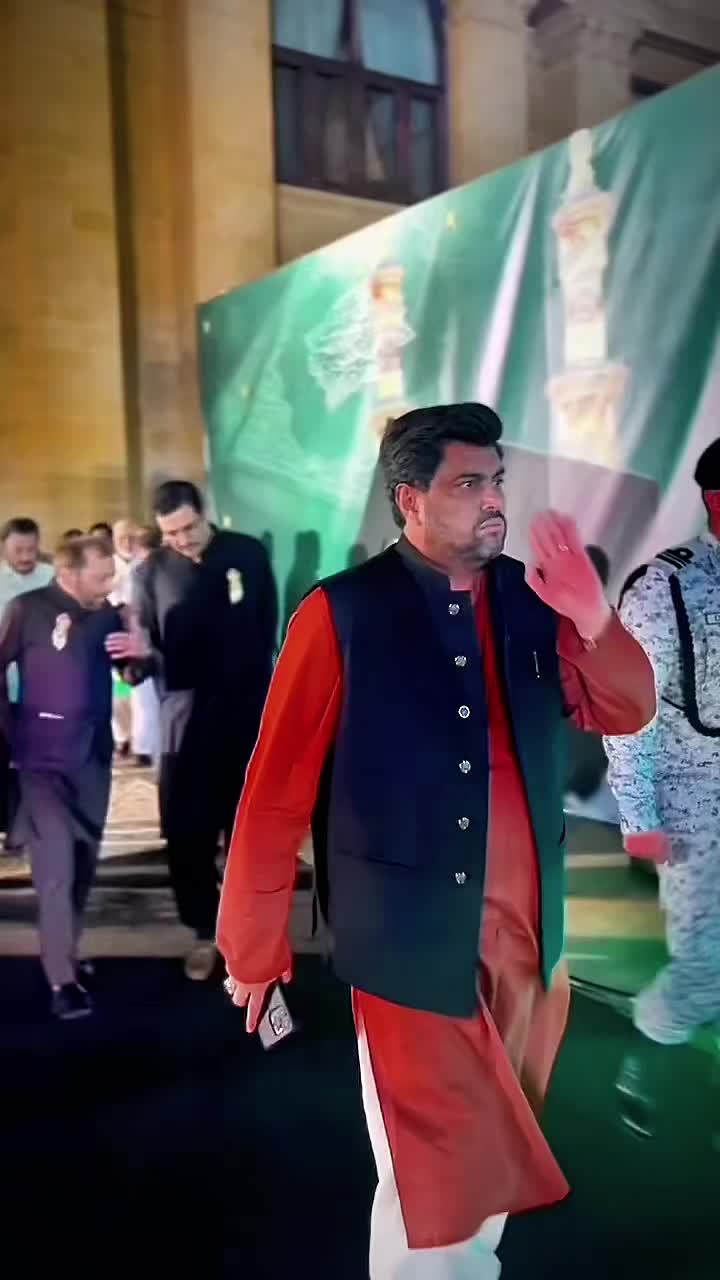@Kamran Tessori