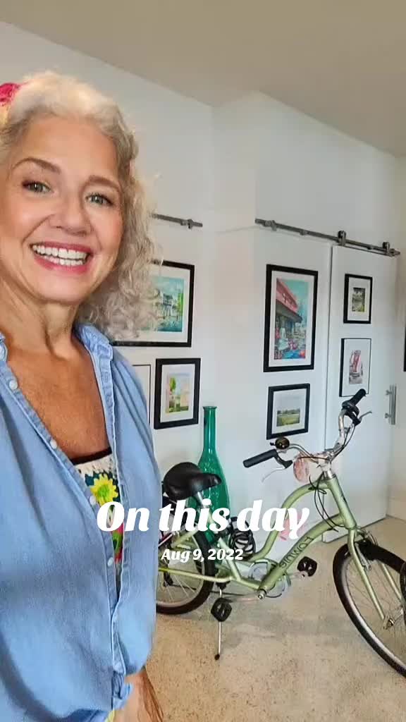 @SmilingLisaModel
