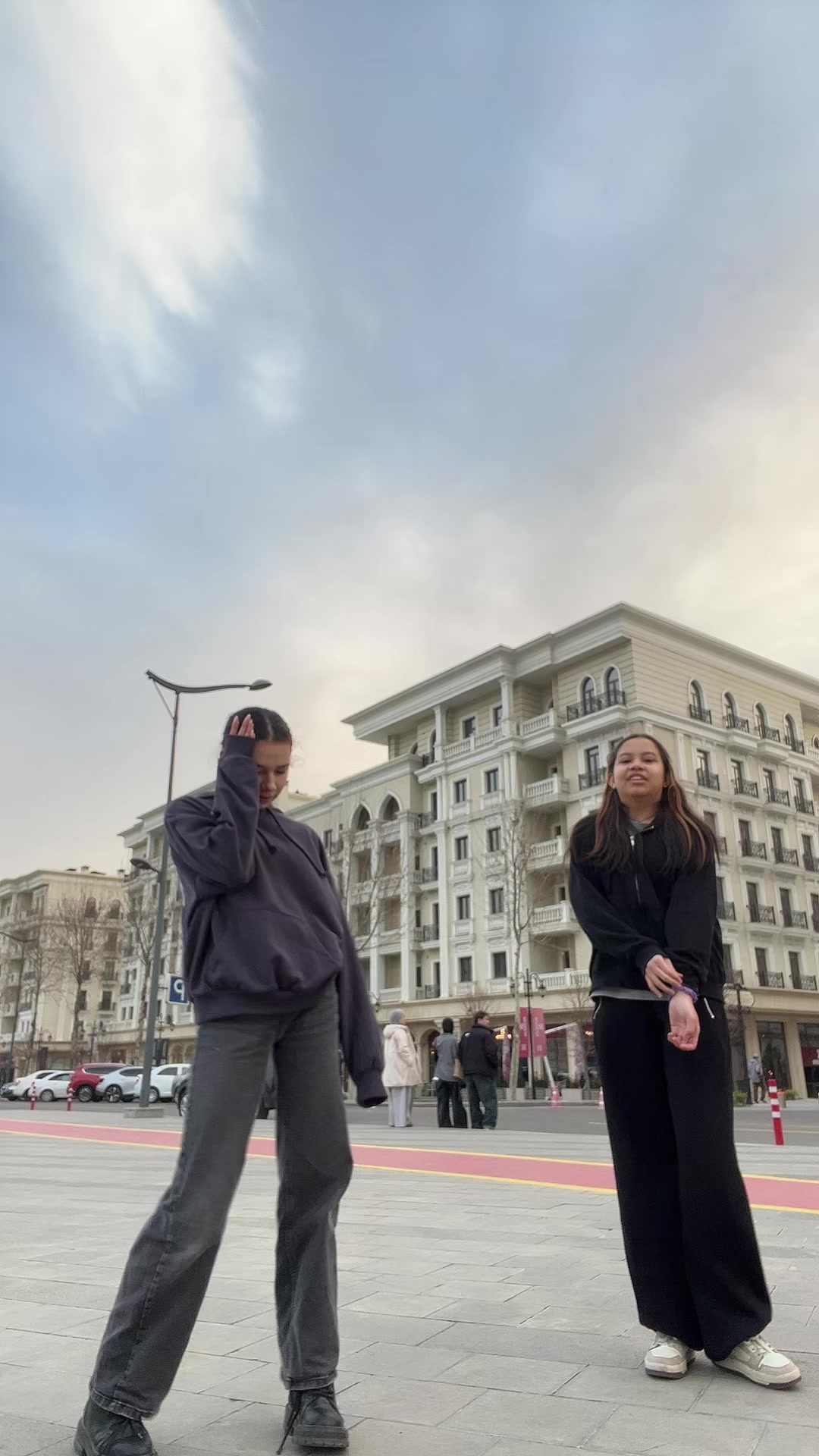 @лиля