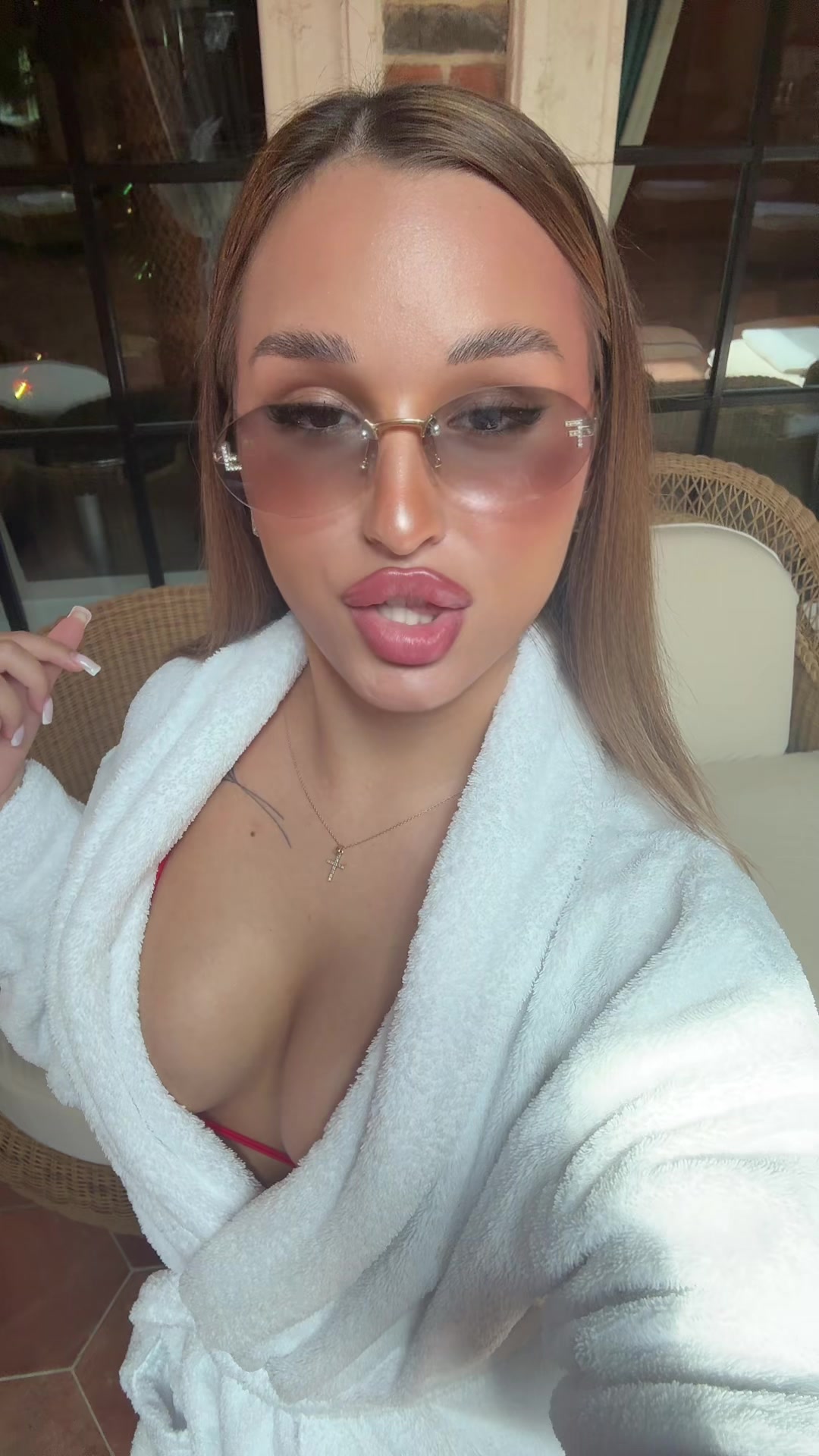 @𝐴𝑅𝑅𝐼𝐴