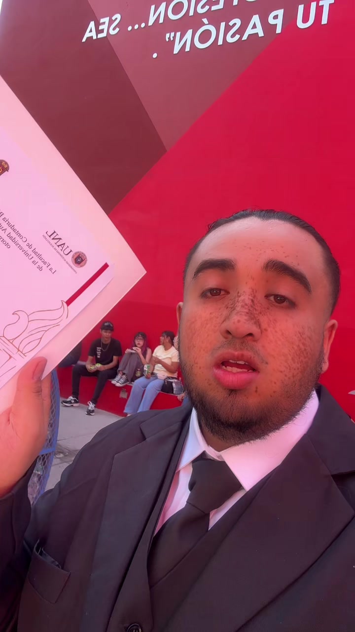 @Emiliano Ju&aacute;rez 🍓