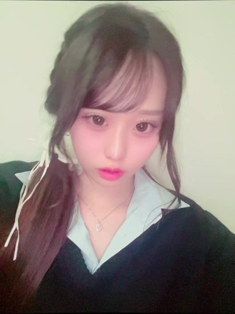 @えいな