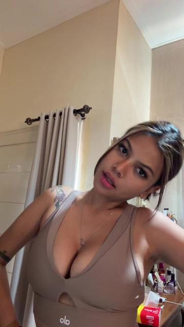 @Kikinii