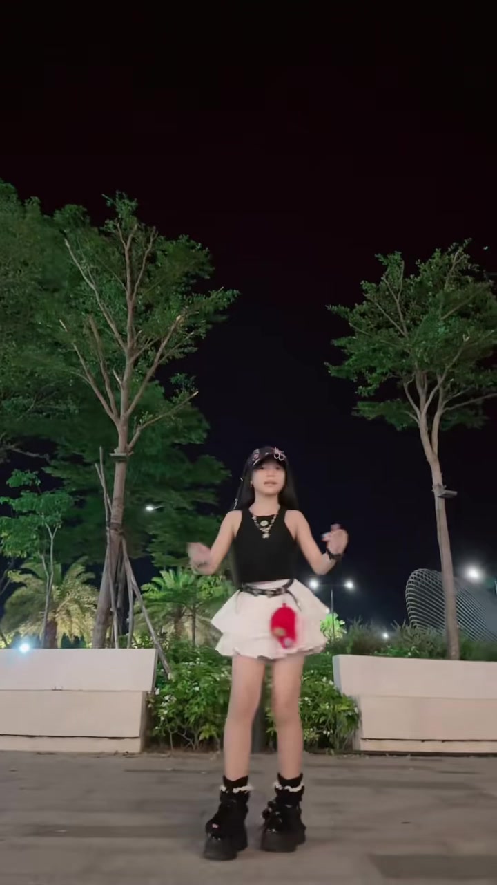 @Nguyễn Tr&acirc;m anh: k&ecirc;nh g&aacute;i xinh
