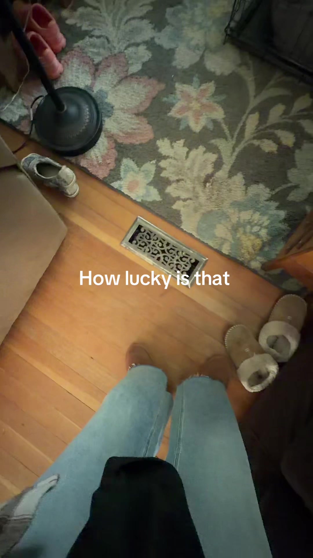 @Maddie🕷️