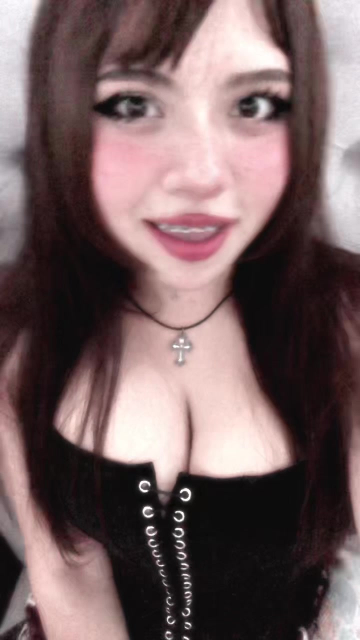 @Val :3