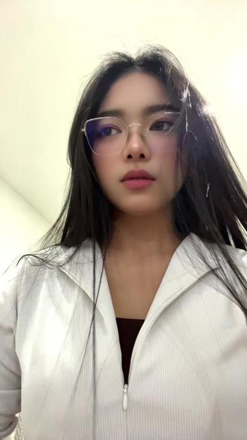 @Guzhella